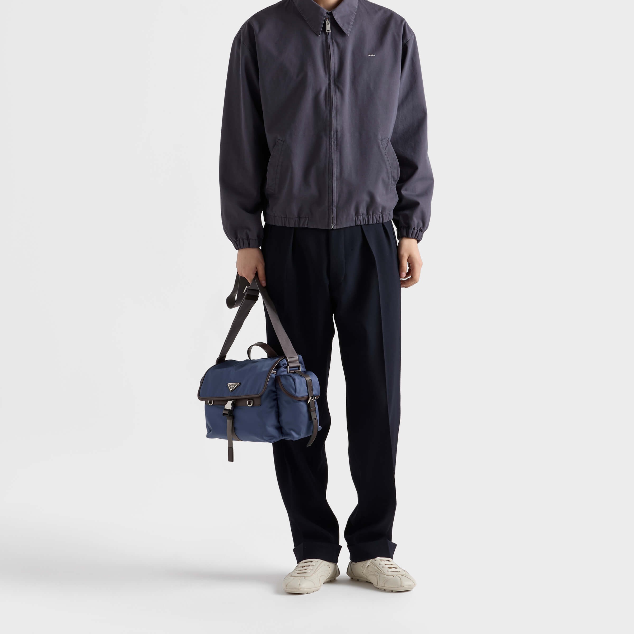 프라다 2VD081  메신저백 26 cm