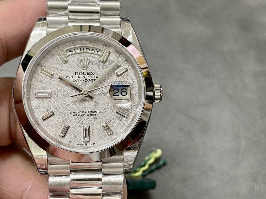 GS | 3255 무브먼트 | 40mm | 데이데이트 Day-date 158g