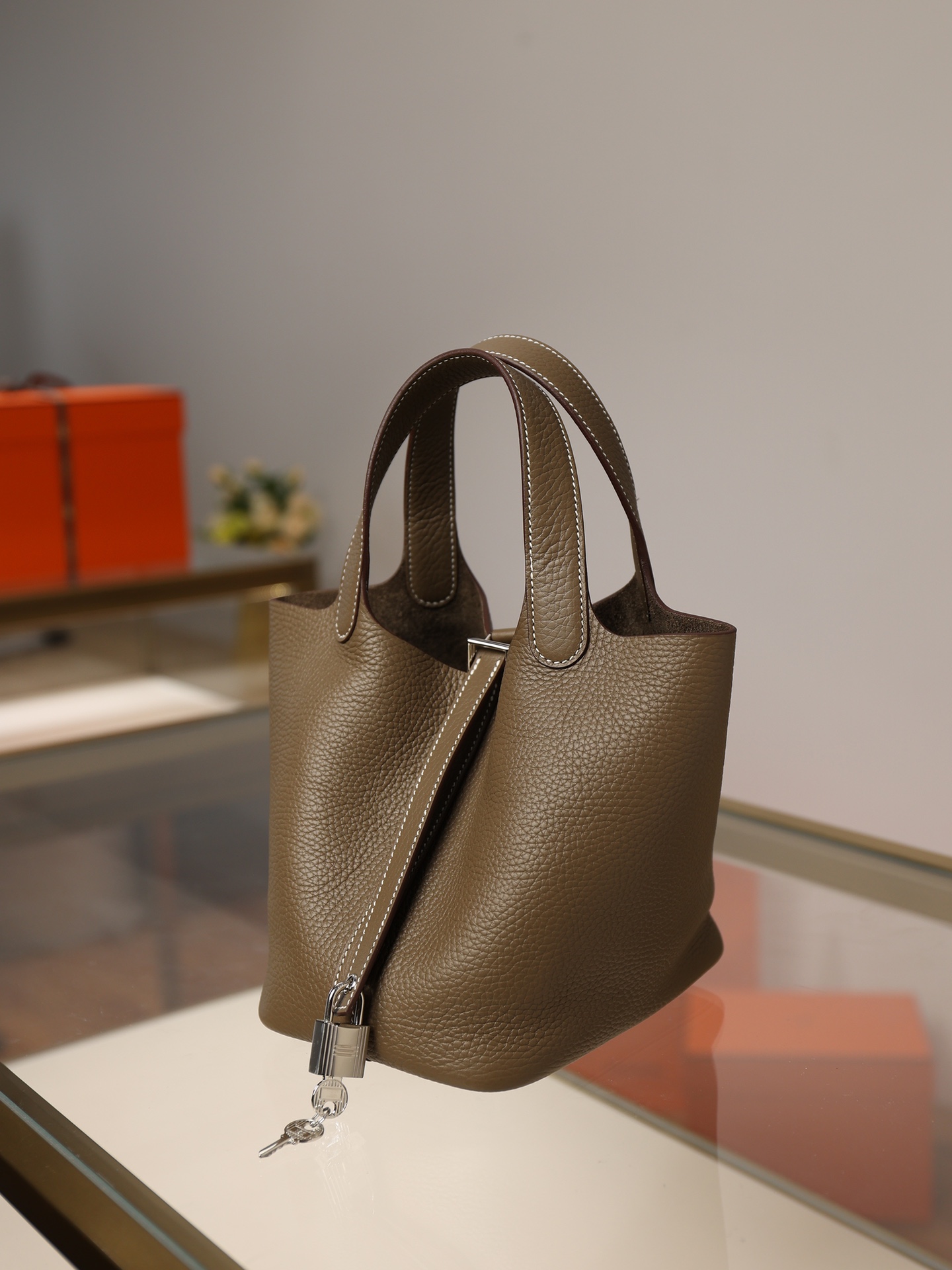 M9 Herme* Picotin Lock 18bag