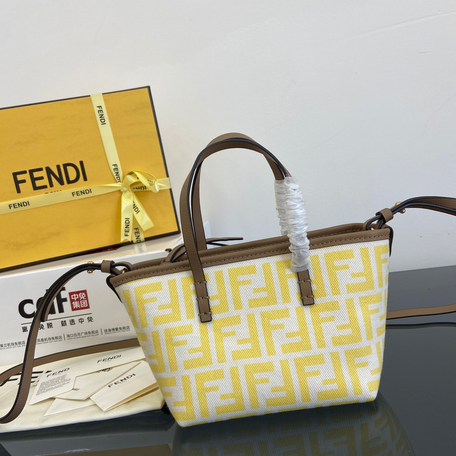 펜디 자카드 롤 미니 토트백  23*19.5*15