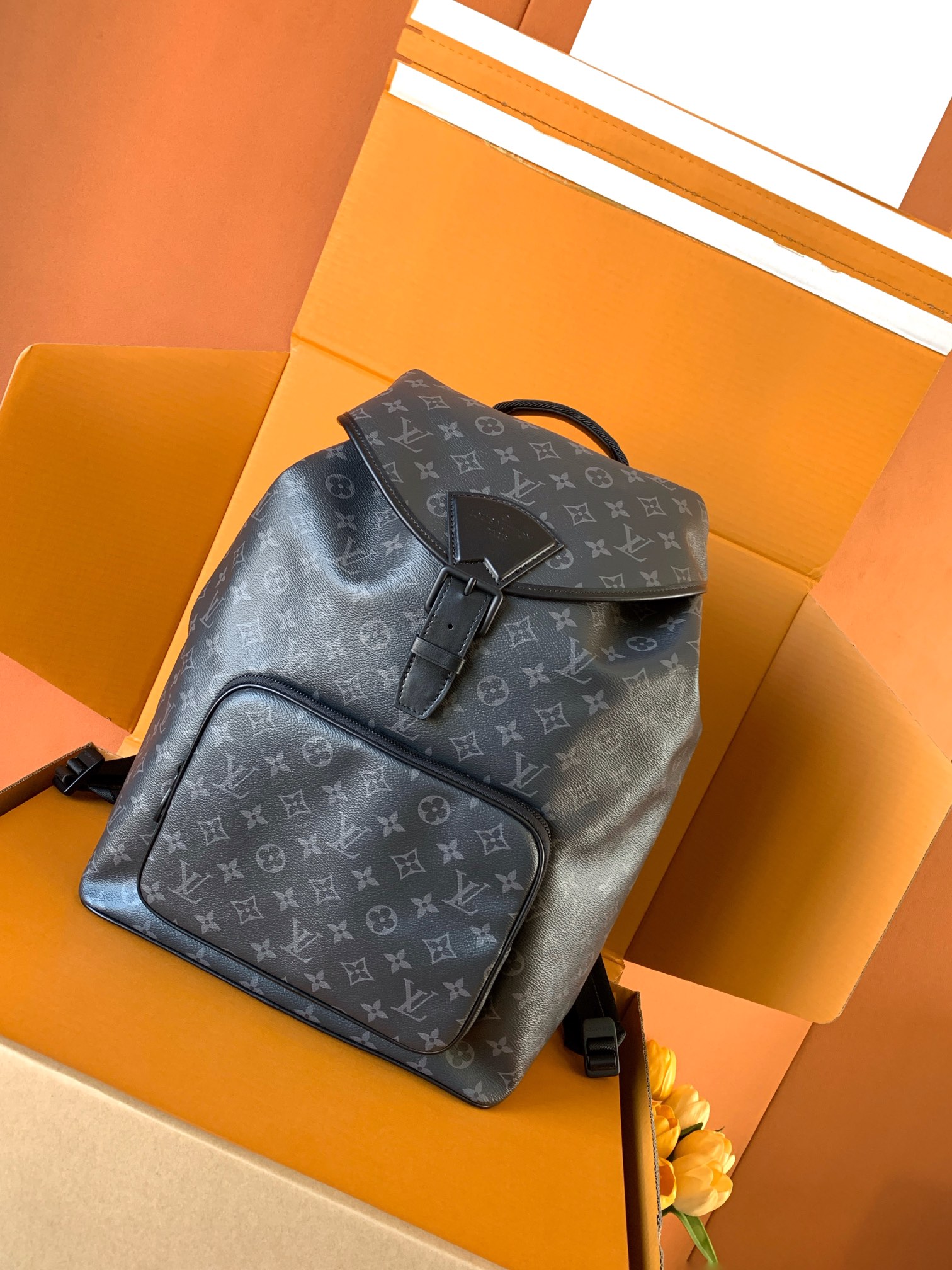 M46683 몽수리 백팩  32x40x19cm