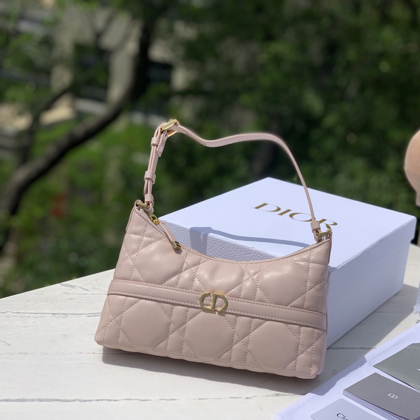 Miss Caro 미니 호보백 23×13×6cm