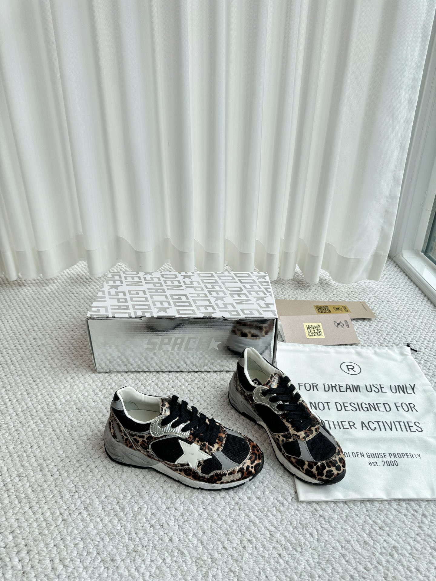 골든구스 런닝솔 스니커즈