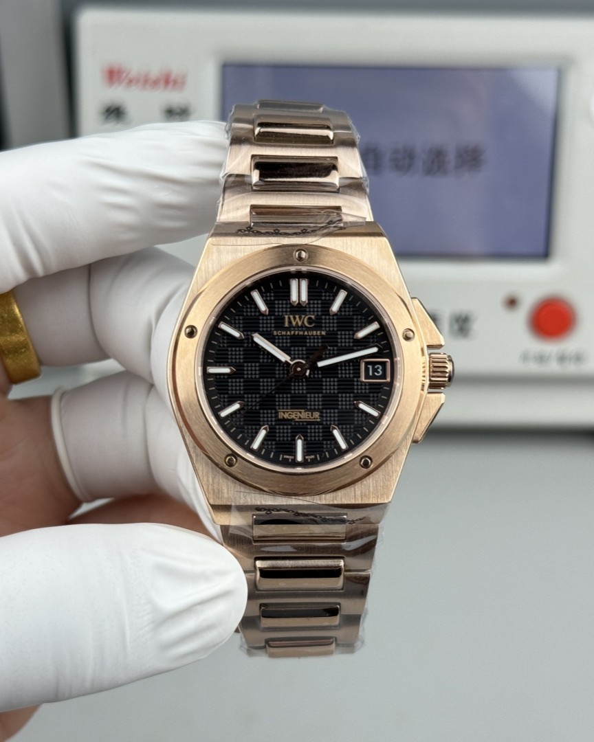 GH l 9015 l 35mm l IWC Ingenieur Automatic 35