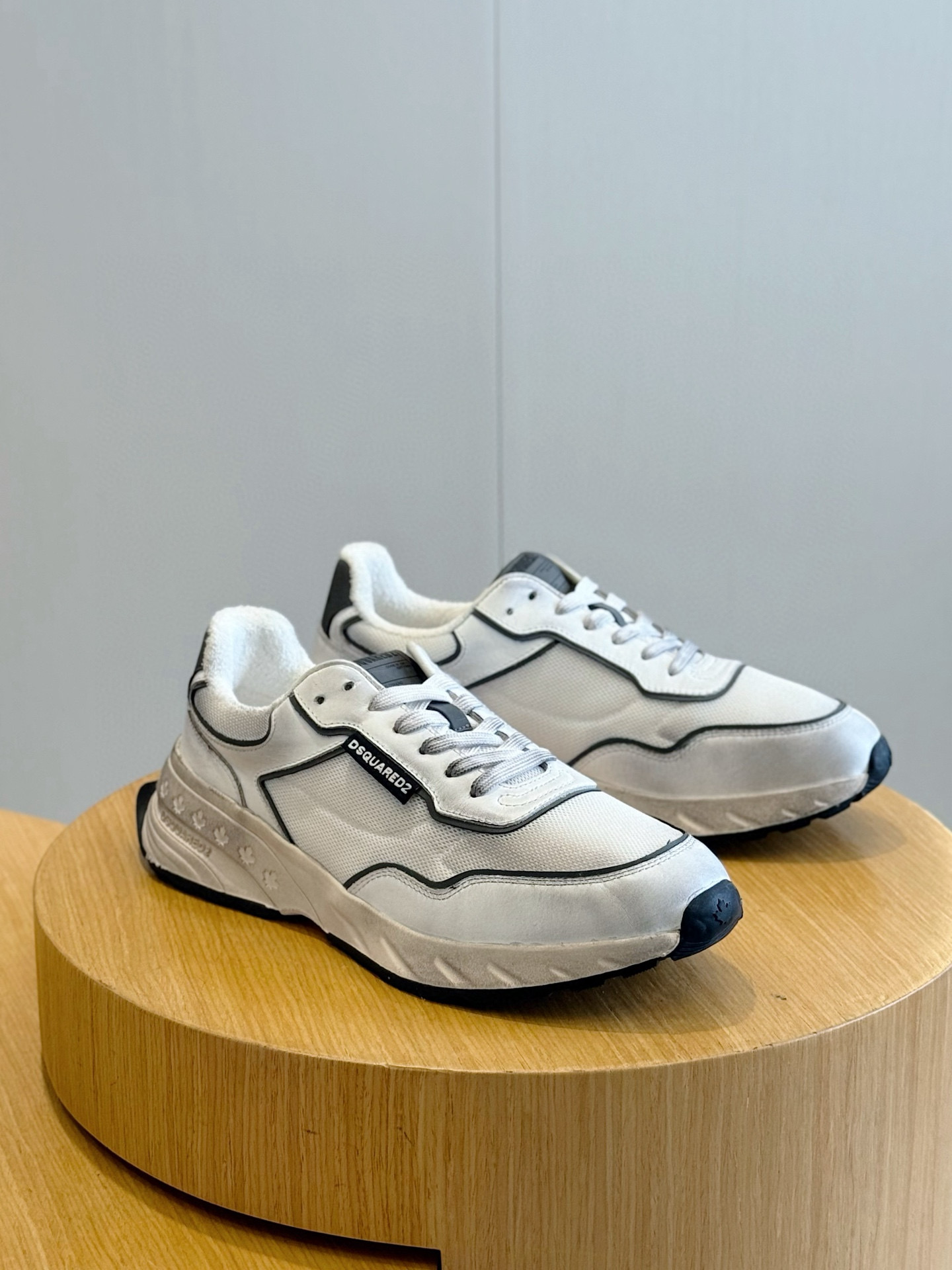 디스퀘어드2 스프린터 스니커즈