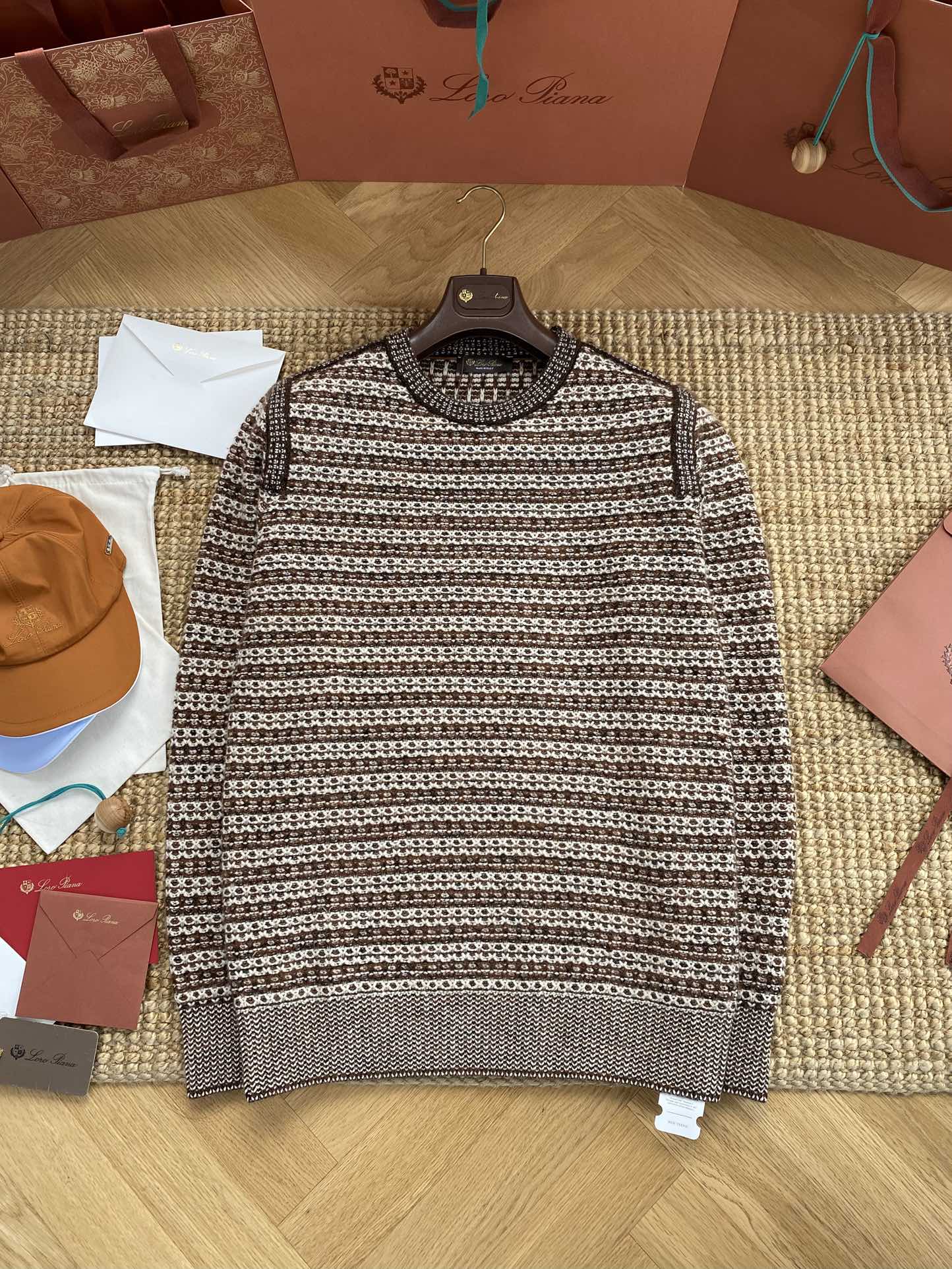 로로 피아나 MANCORA 캐시미어 니트 스웨터