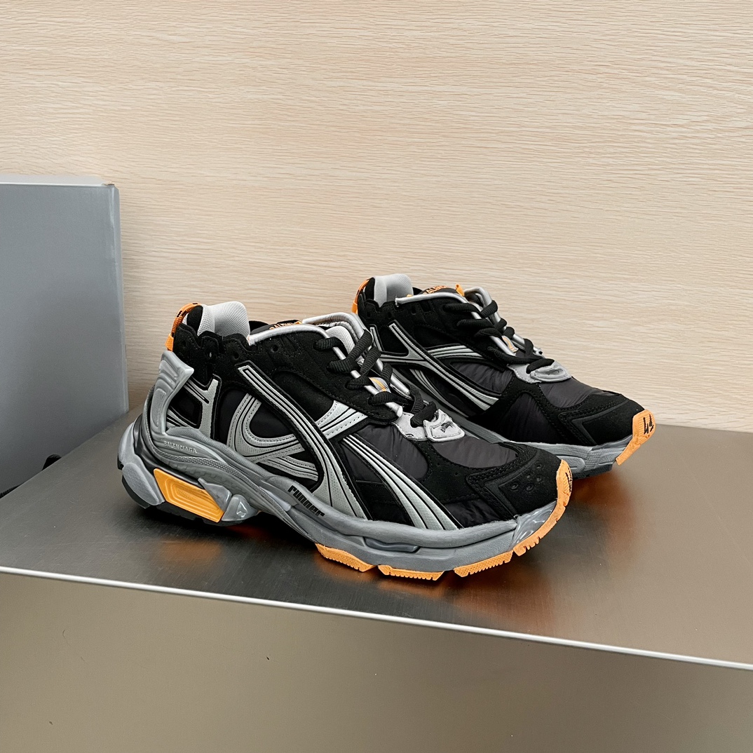 발렌시아가 25SS  Runner 7.5  스니커즈