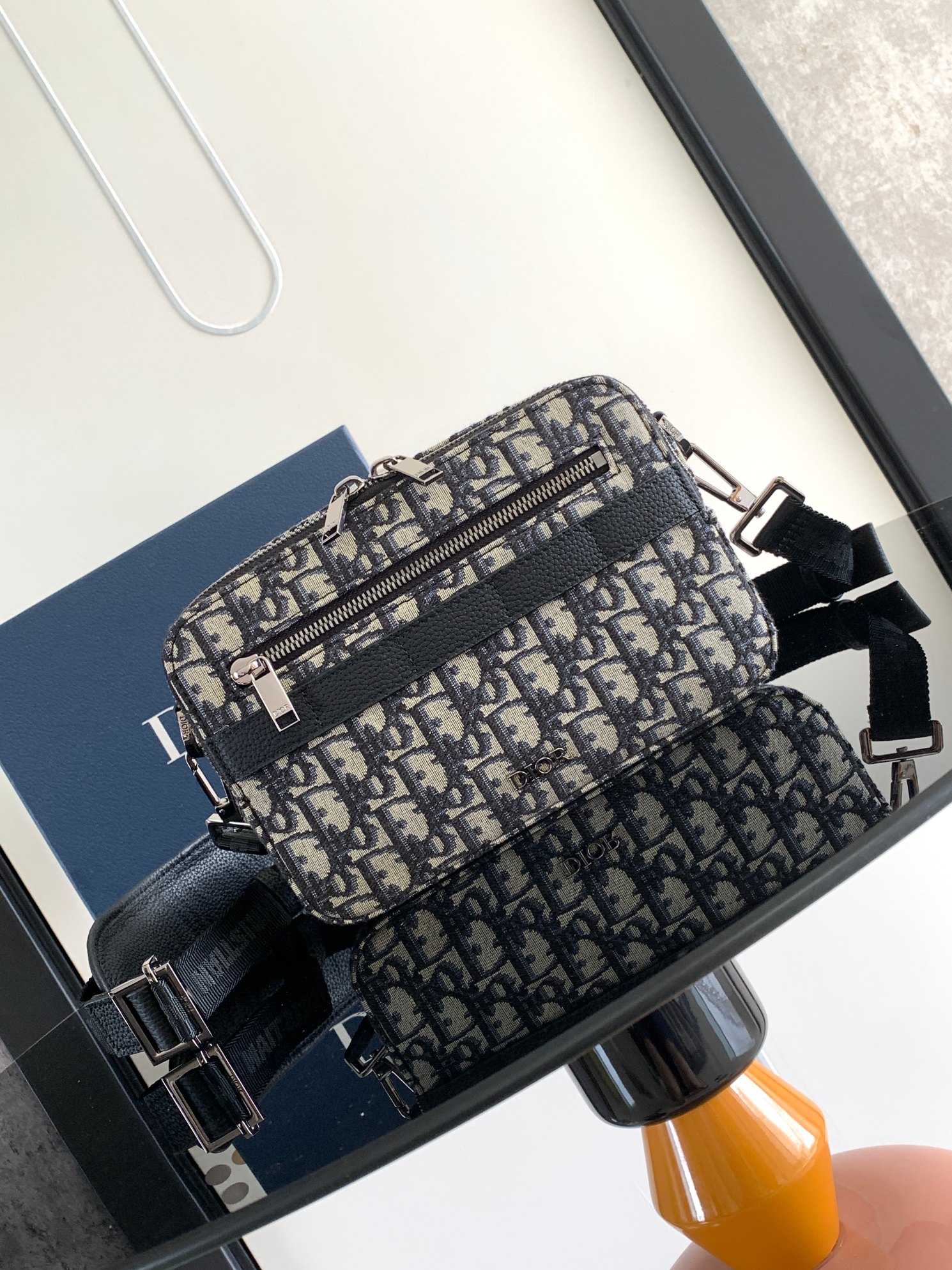 디올 오블리크 사파리 맥시 크로스백 1ESPO297YKY 26 x 17 x 7cm