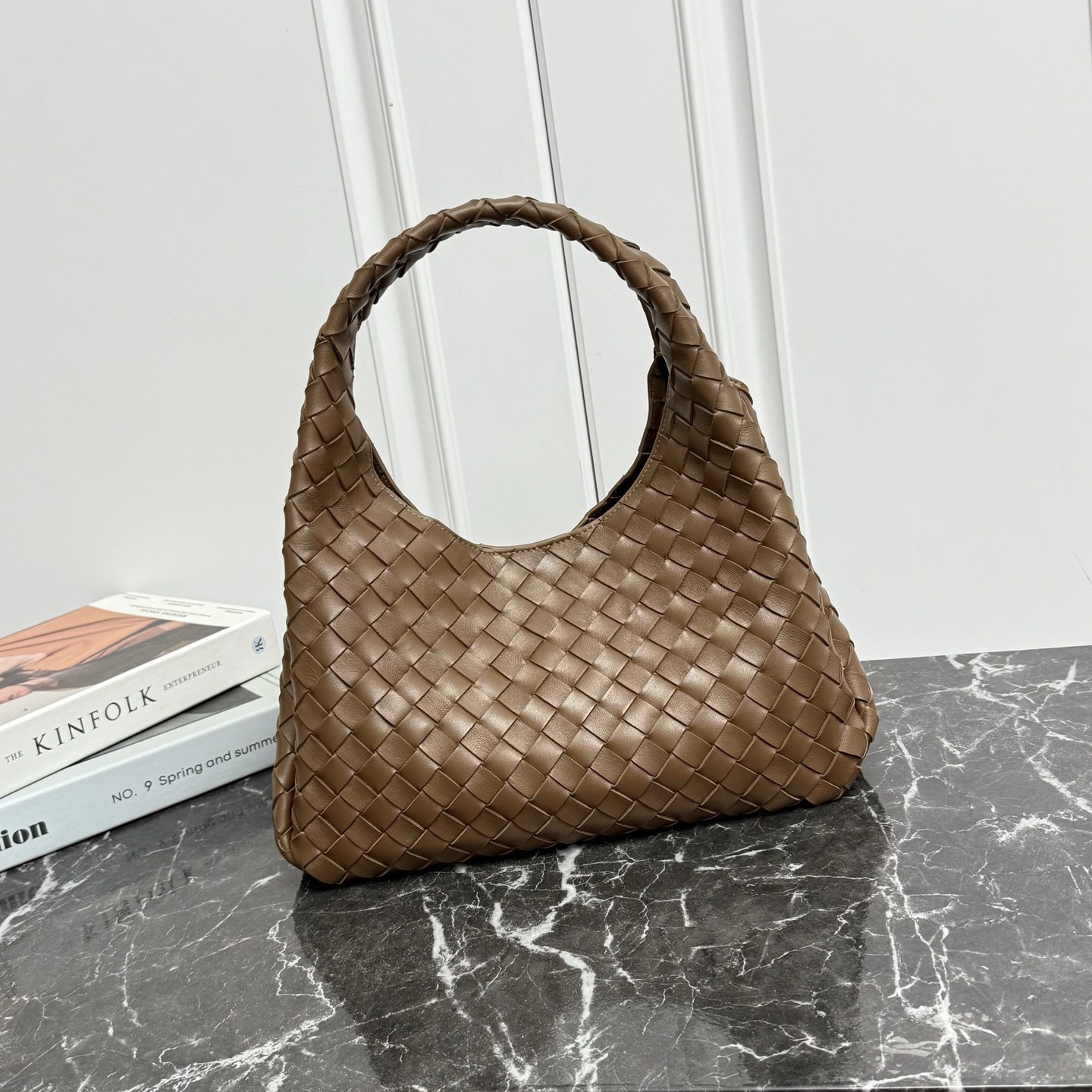 BOTTEGA VENETA Campana bag 33*20*16.5CM