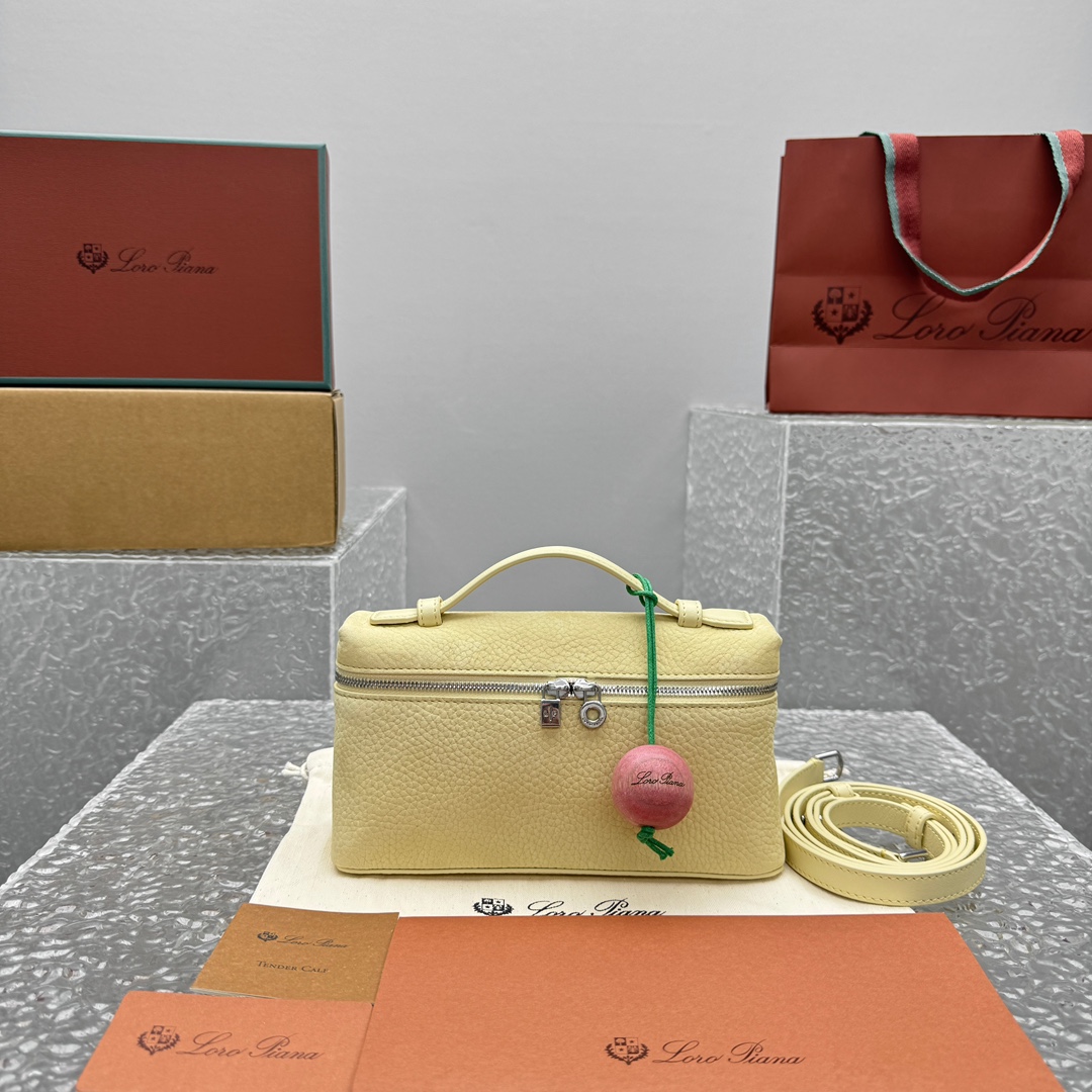 Loro Piana Extra Pocket L19