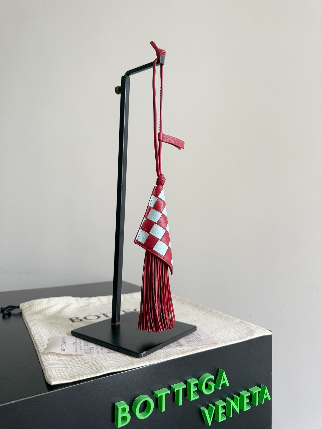 보테가베네타 프린지 참 키링 806221