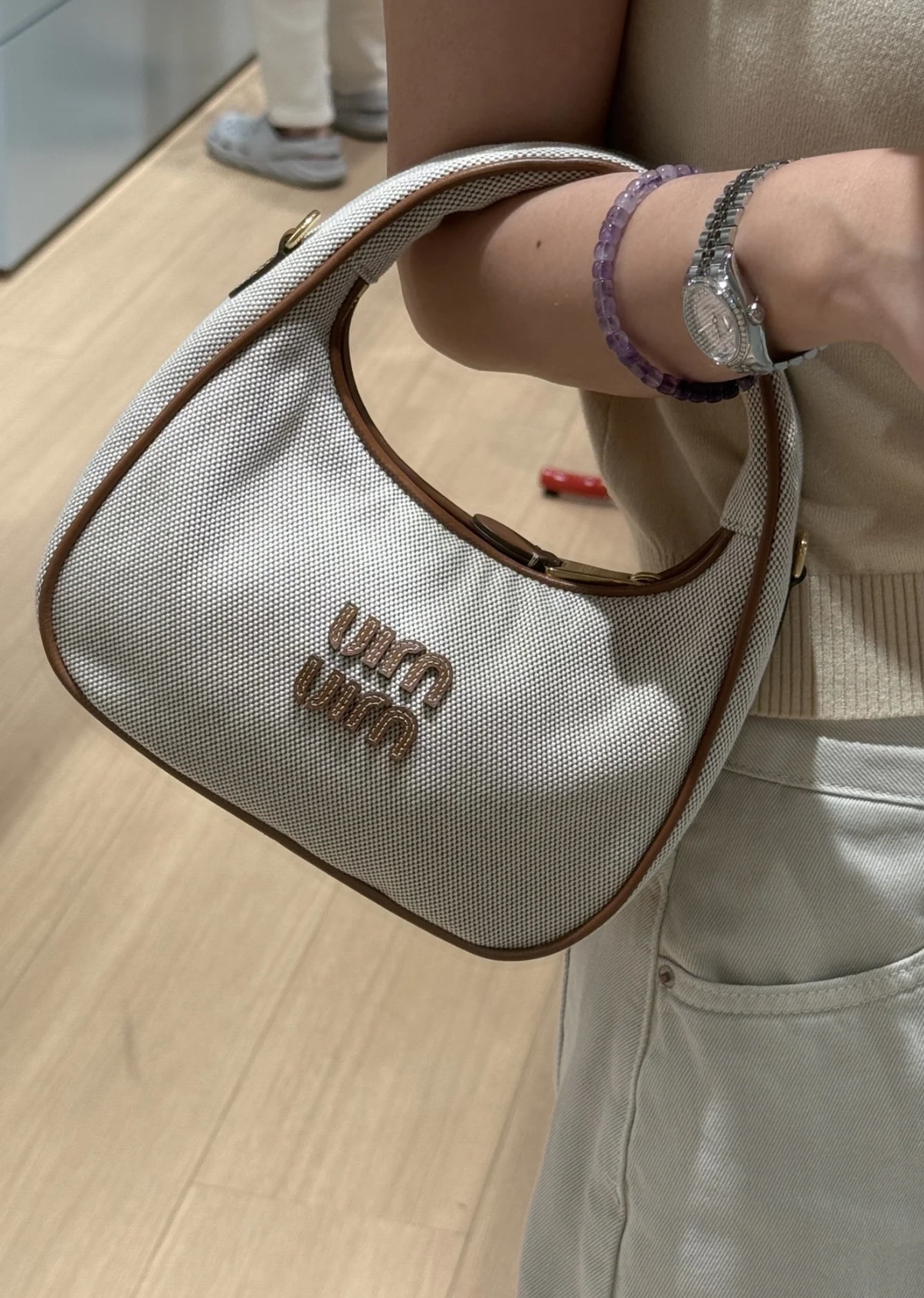 미우 미우 완더 캔버스 레더 백 베이지 브랜디   22x23x7cm