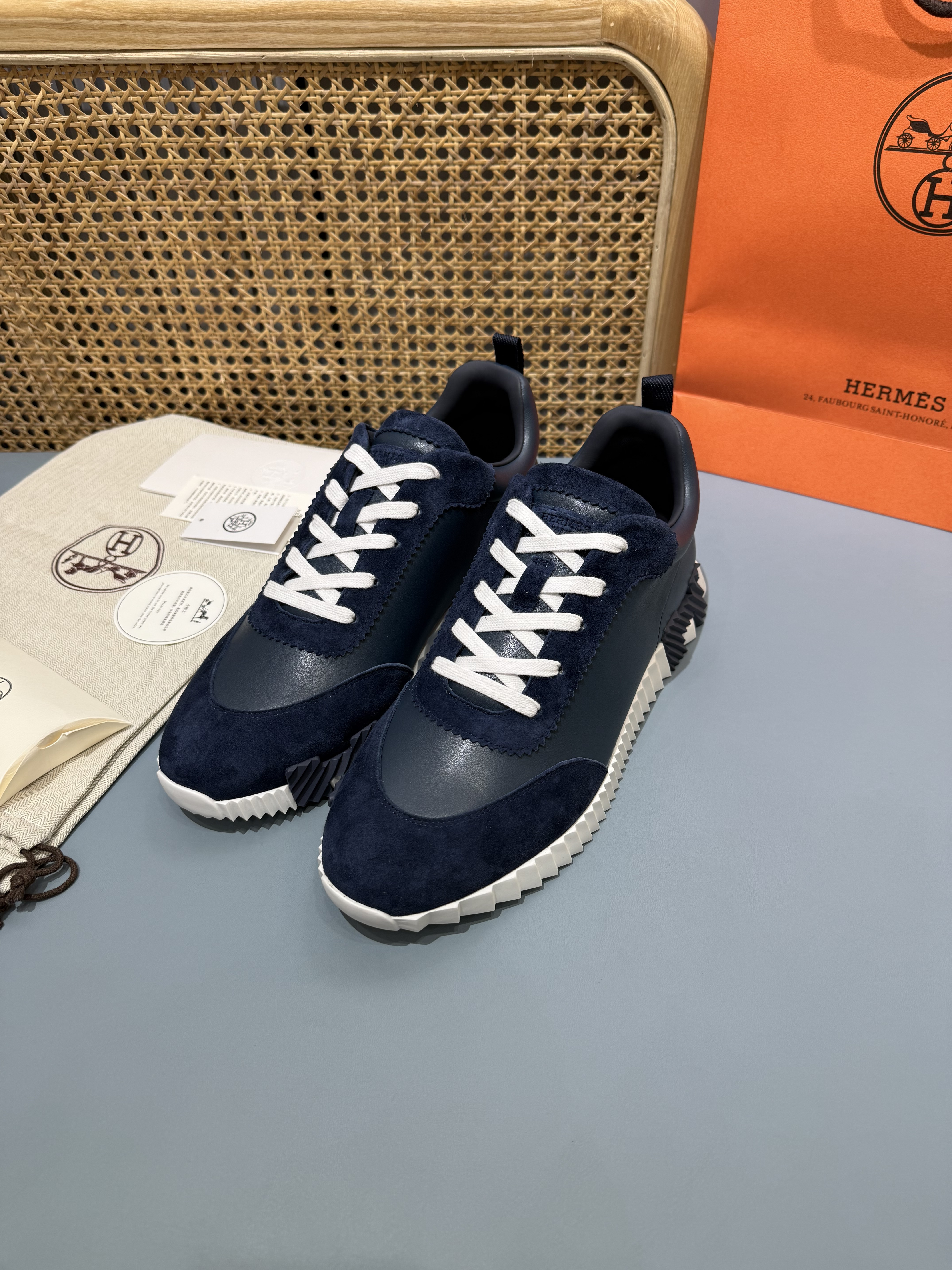 에르메스 Bouncing  스니커즈 남녀공용