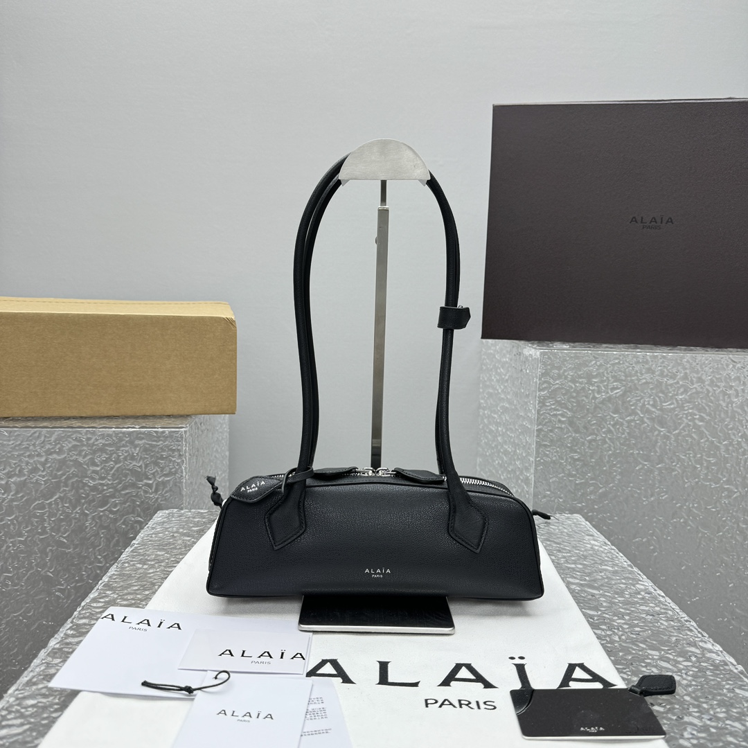 Alaia 알라이아Le Teckel 레더 숄더 백 27x8x9cm