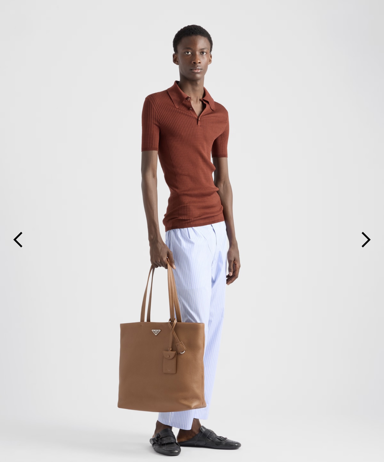 프라다 가죽 토트 2VG130 38x37x12cm