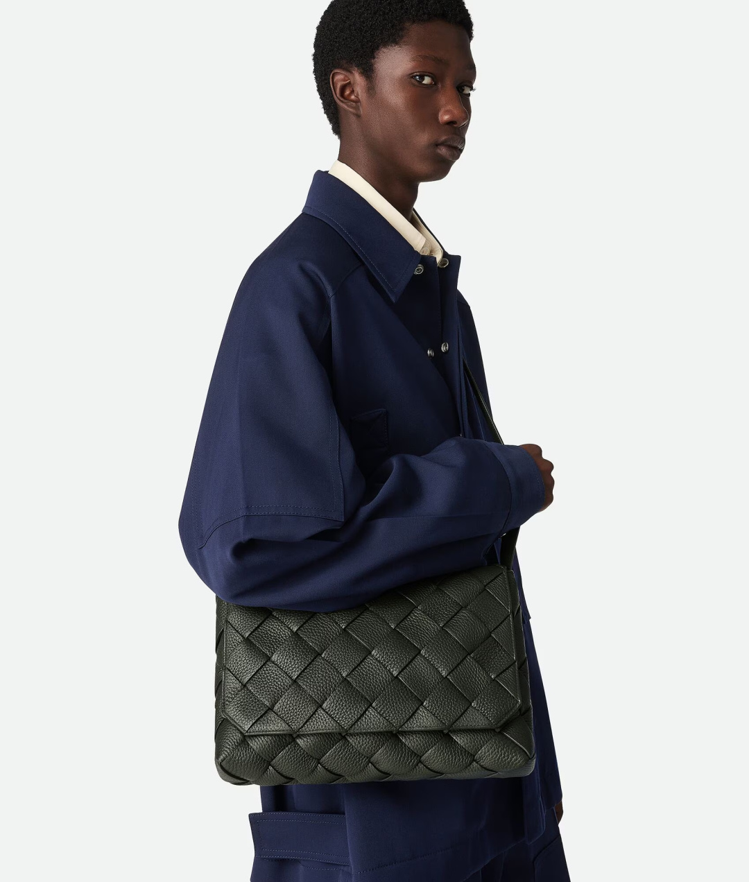 25SS 보테가베네타 M 라지 디아고 메신저백 815796  32*21.5*5cm