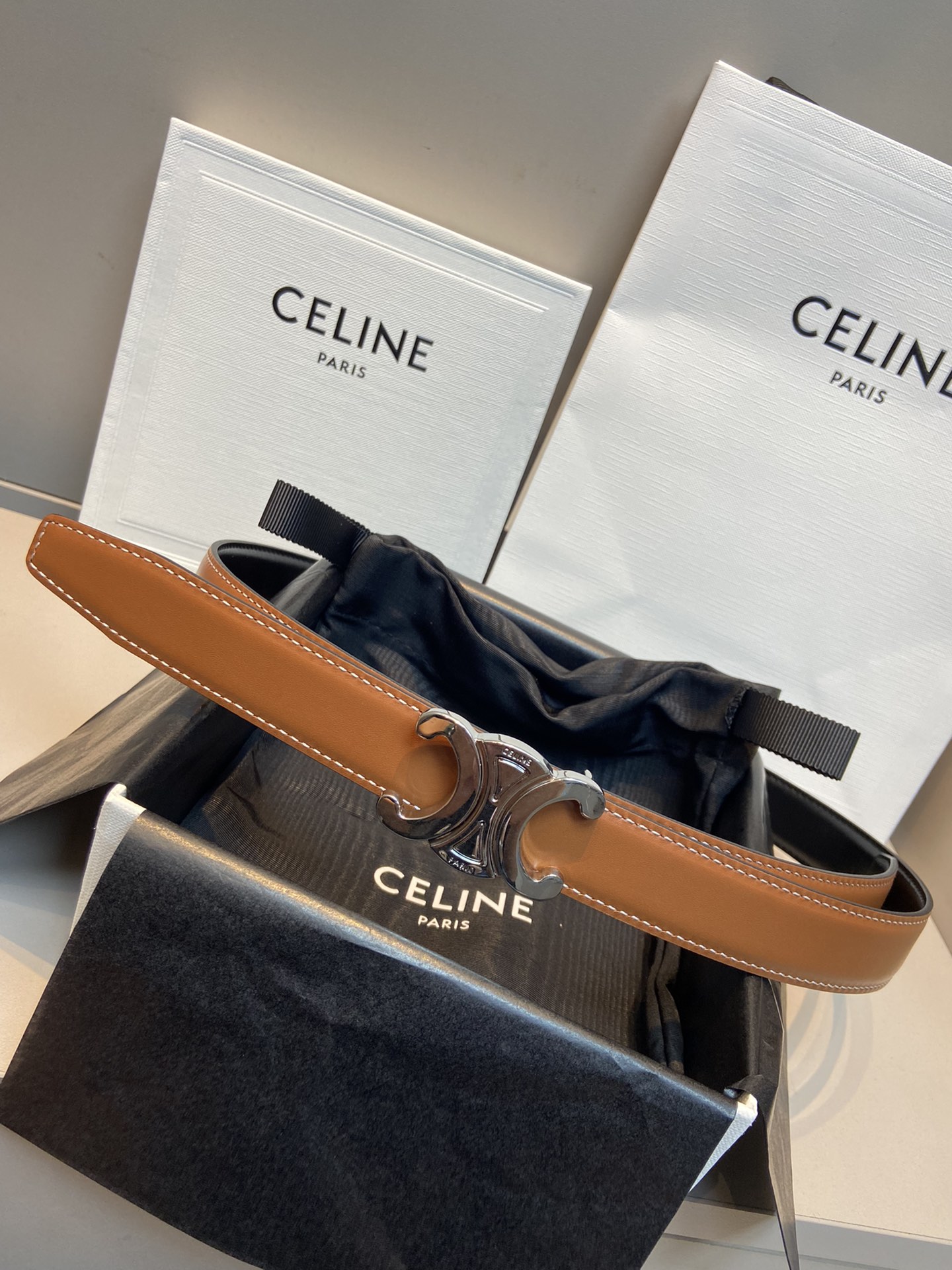 셀린느 여성용 벨트 크기: 2.5cm