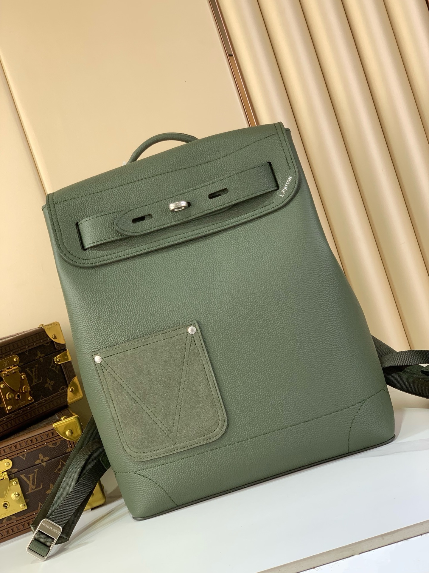 Steamer 백팩 M27063 39 x 15.5 x 31cm