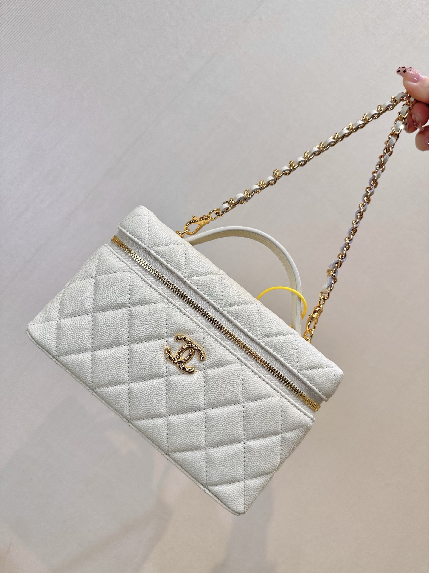 샤* 26 크루즈 직사각 베니티백 5020  17×19.5×5cm