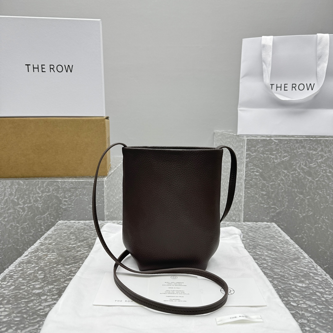 더 로우 N/S 파크 크로스바디백  19×8×20cm