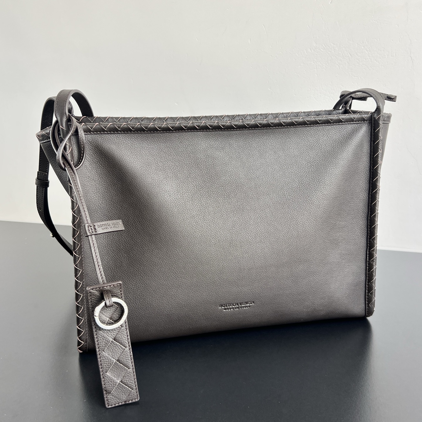 보테가베네타 코리에레 메신저백 826852  39x29x14.5cm
