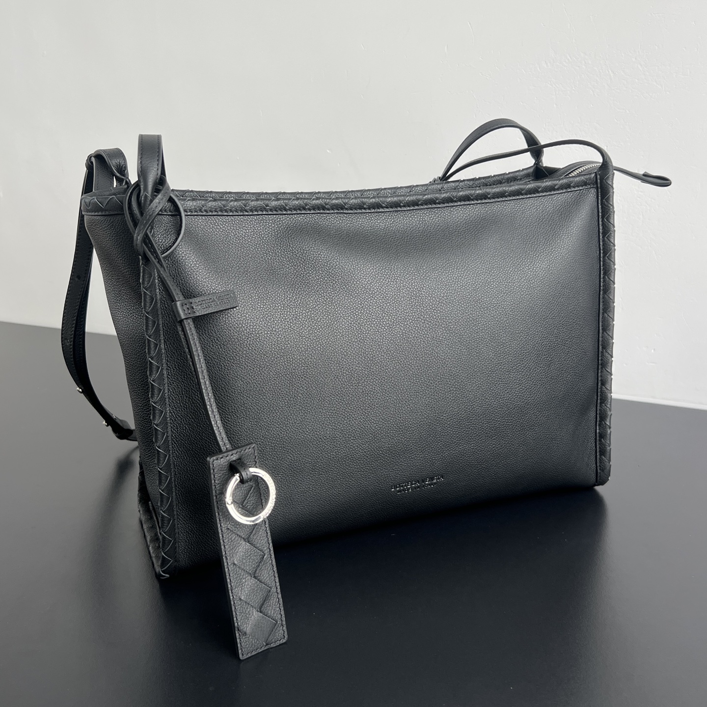 보테가베네타 코리에레 메신저백 826852  39x29x14.5cm