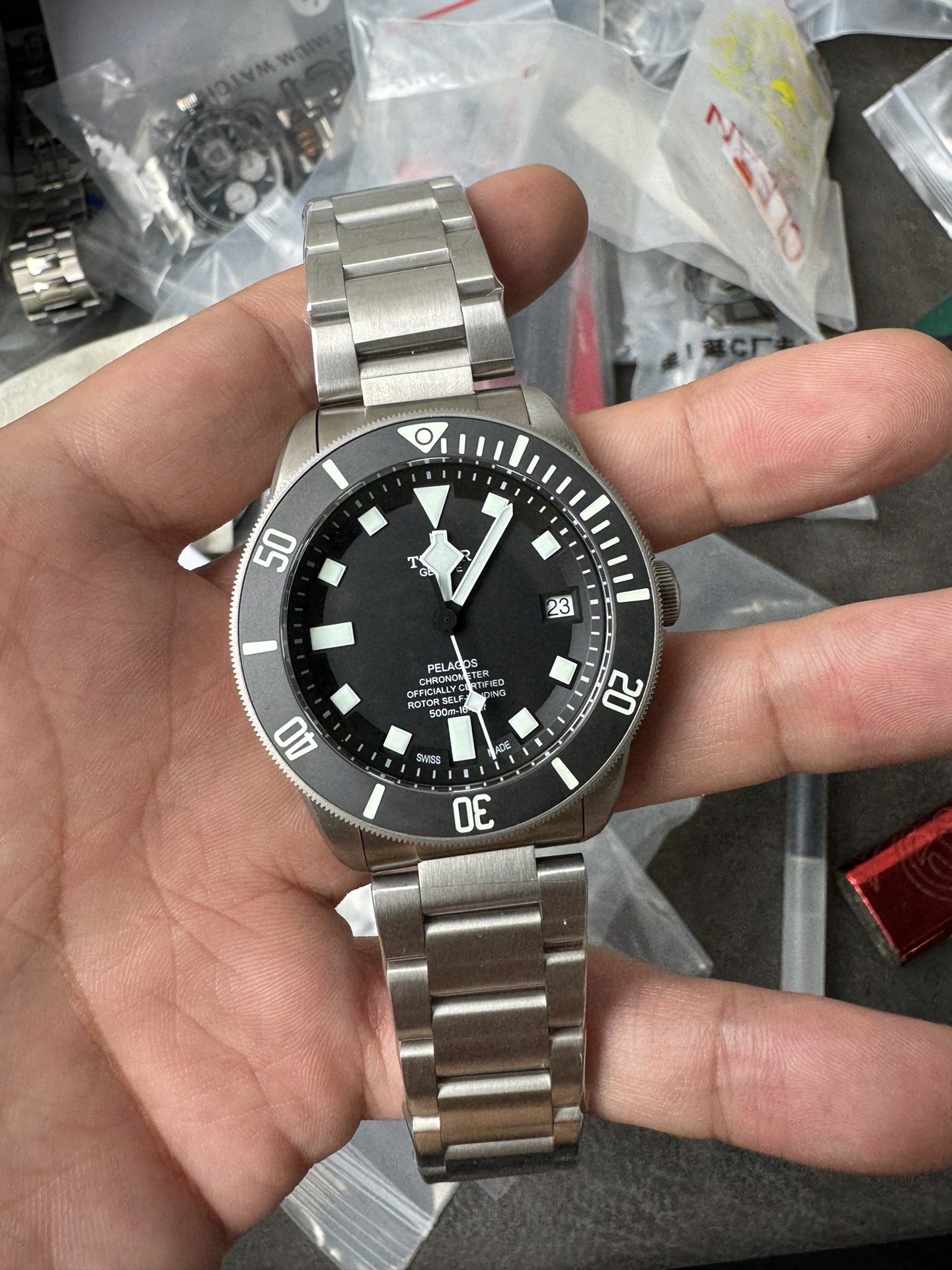 XF l 2824 l 42mm l 튜더 Pelagos  m25600tn-0001 티타늄