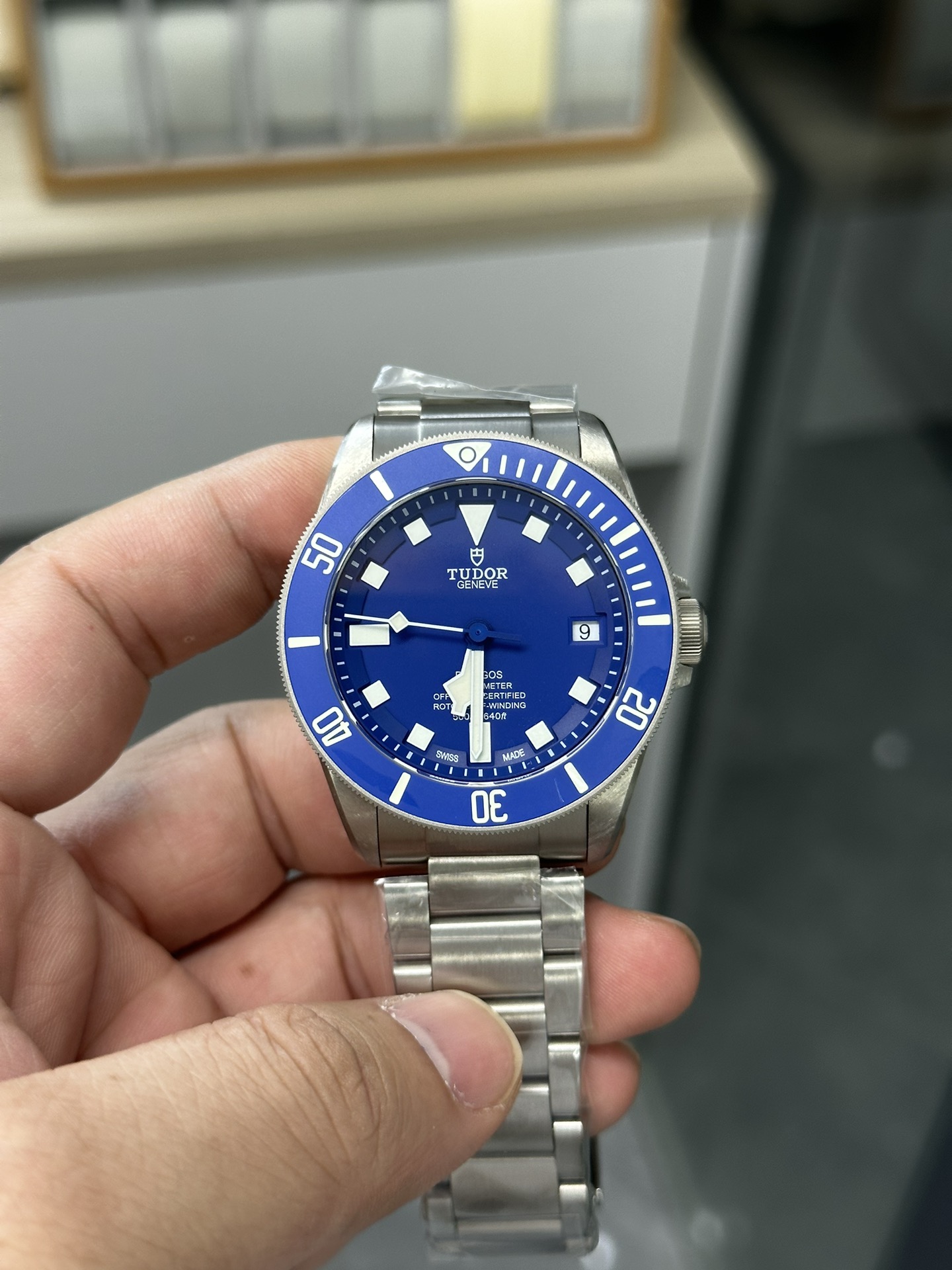 XF l 2824 l 42mm l 튜더 Pelagos  m25600tb-0001 티타늄