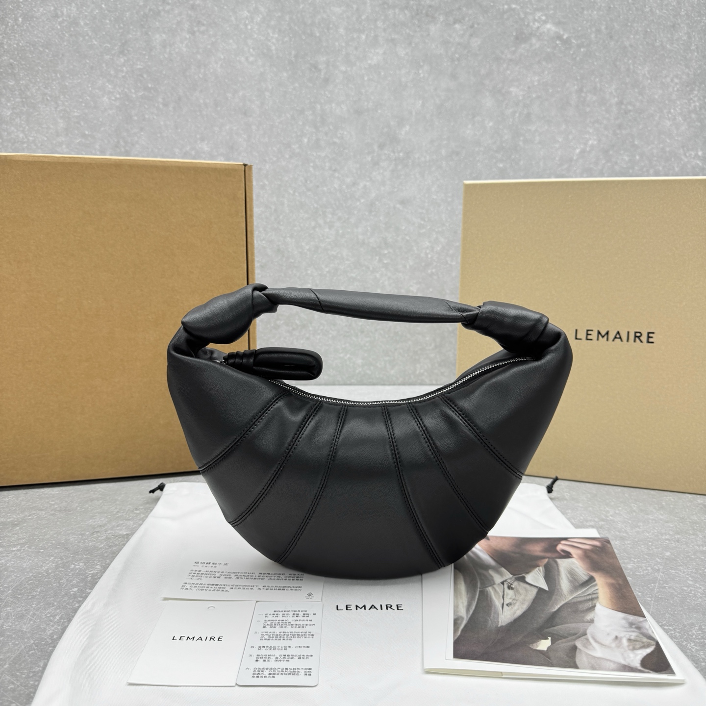 르메르   포춘 크루아상 다크초콜릿 숄더백 30×18×23×6cm