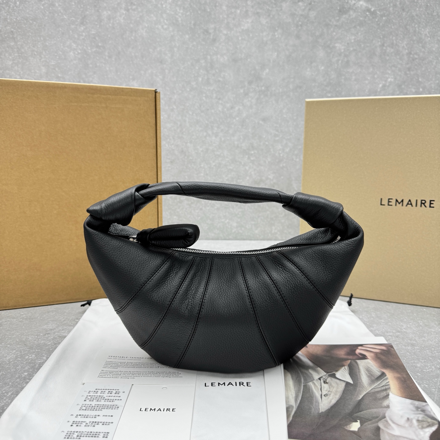 르메르   포춘 크루아상 다크초콜릿 숄더백 30×18×23×6cm