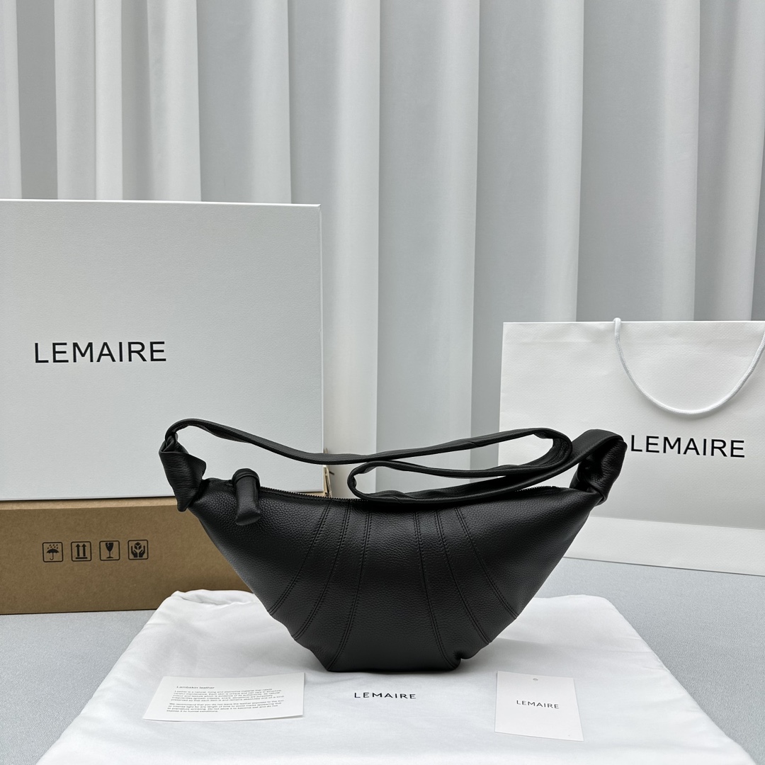 르메르 Lemaire  스몰 크루아상 메신저백 35.5x18x5cm