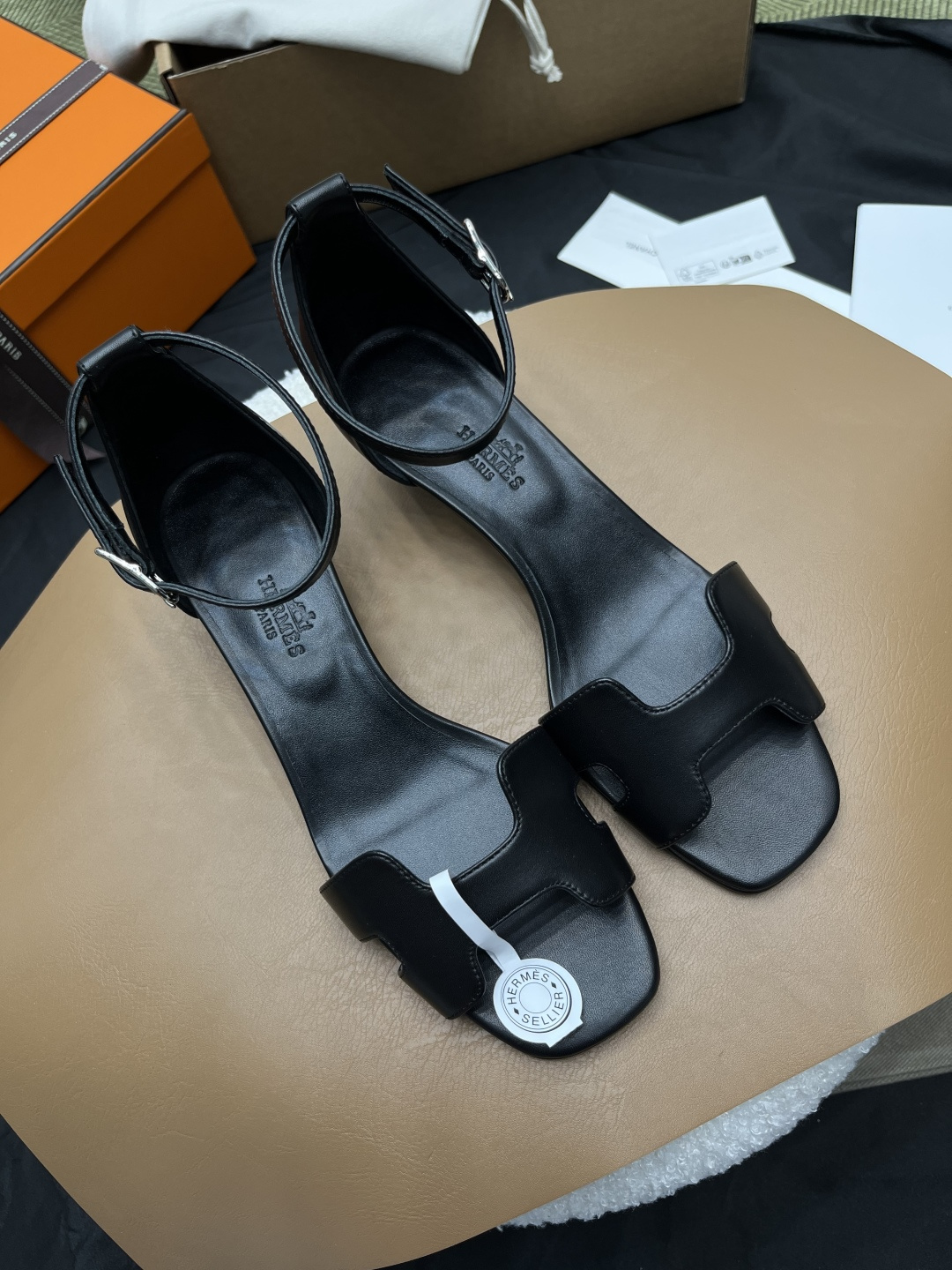 에르메스 조이 40 샌들