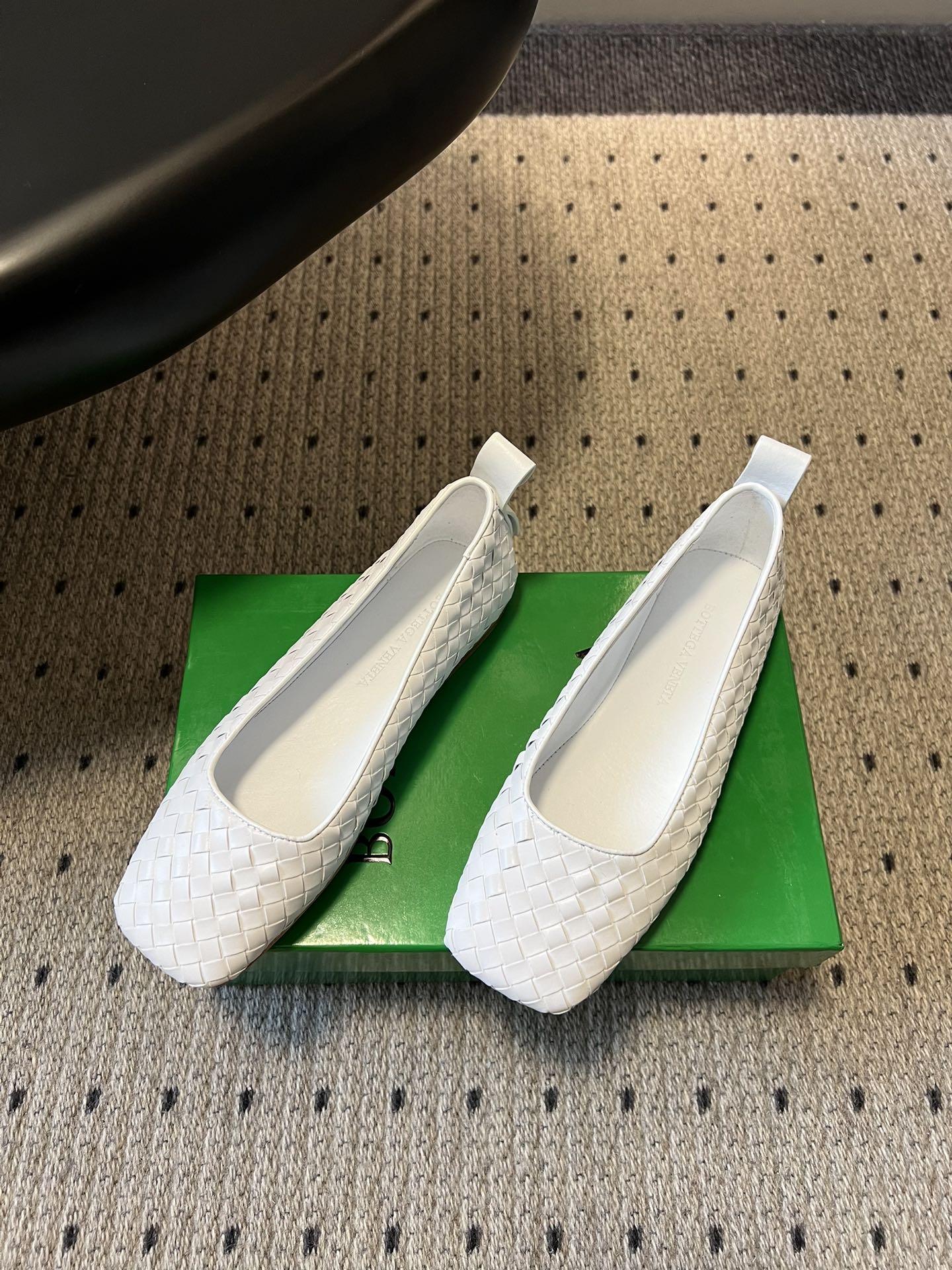 보테가베네타  샬롯 발레리나