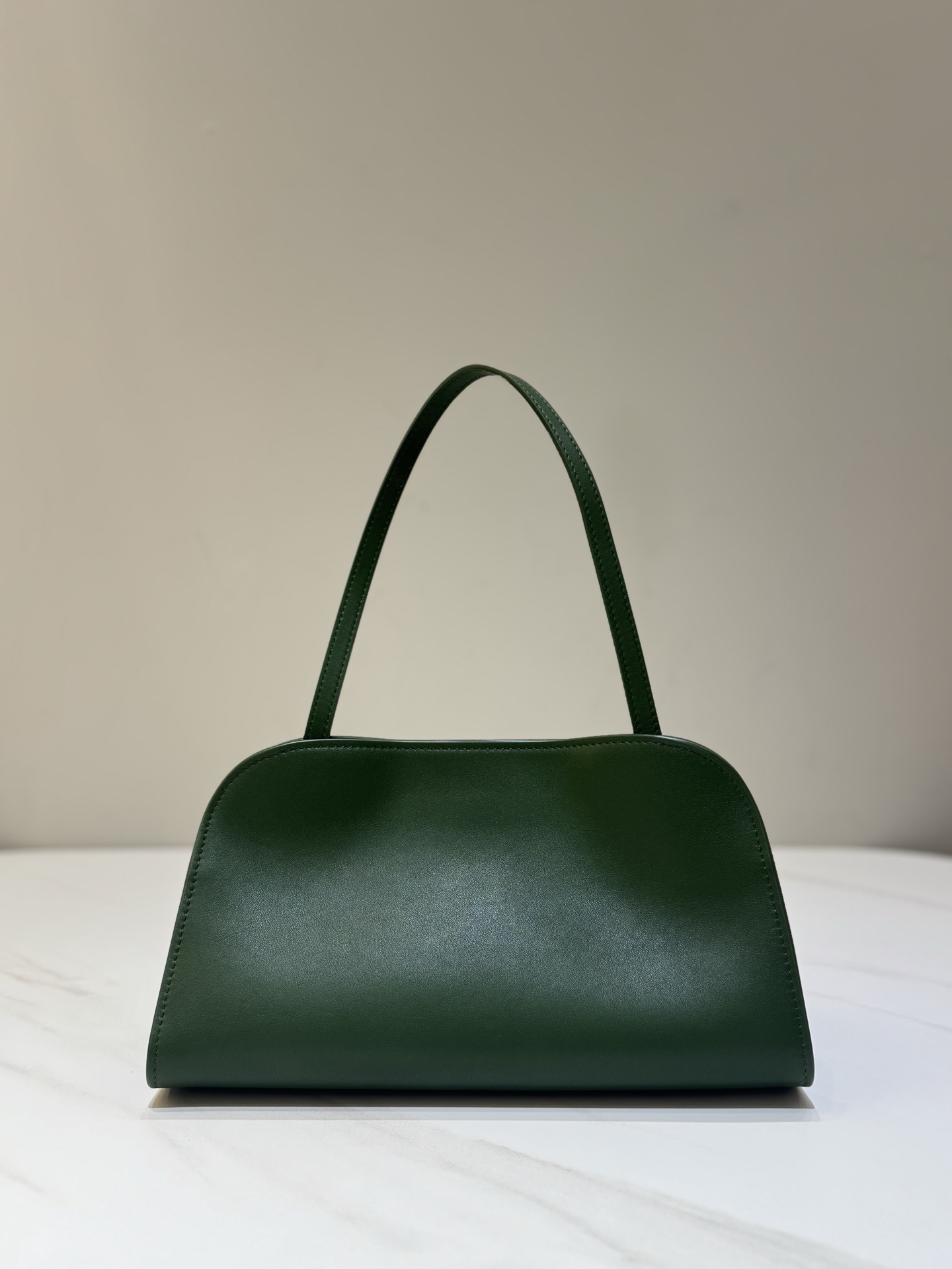 THE ROW   Peggy   27.9 ×15.2 ×10.9cm