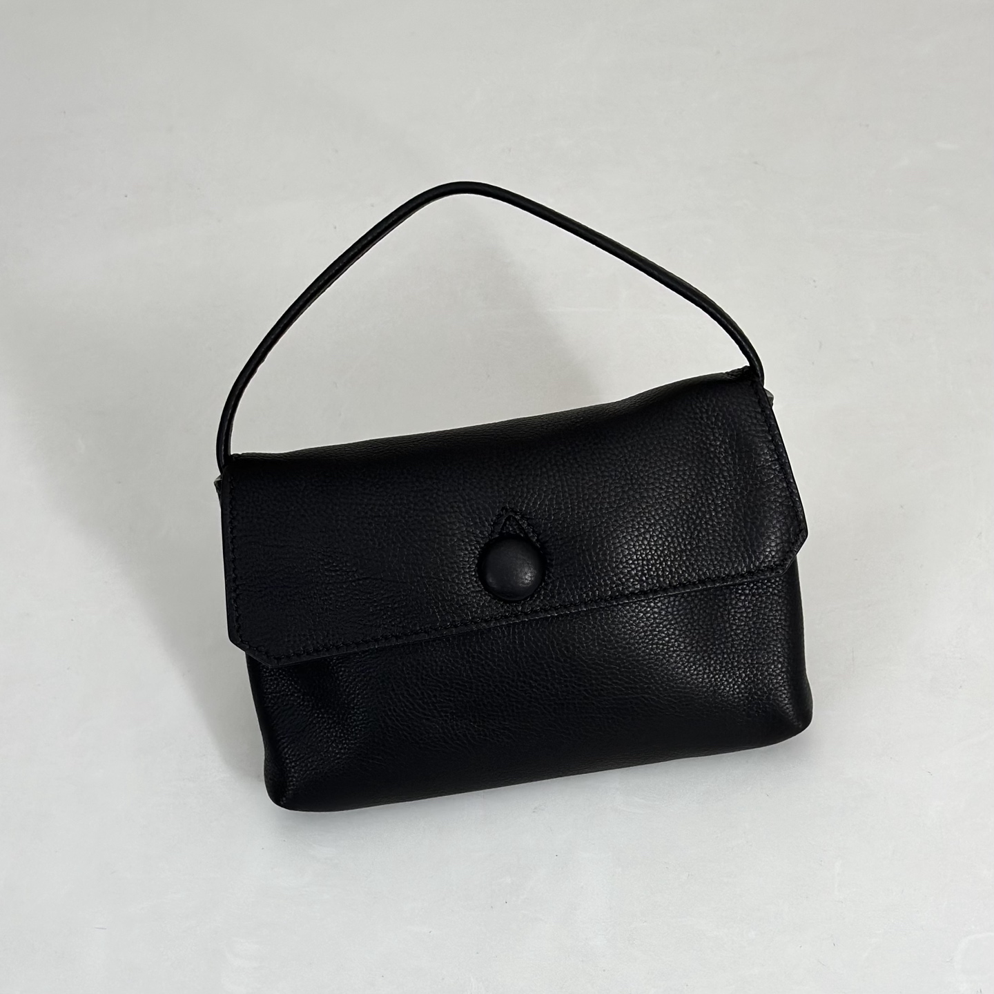 더 로우 샐리 백 레더 다크 브라운  18X11X3cm