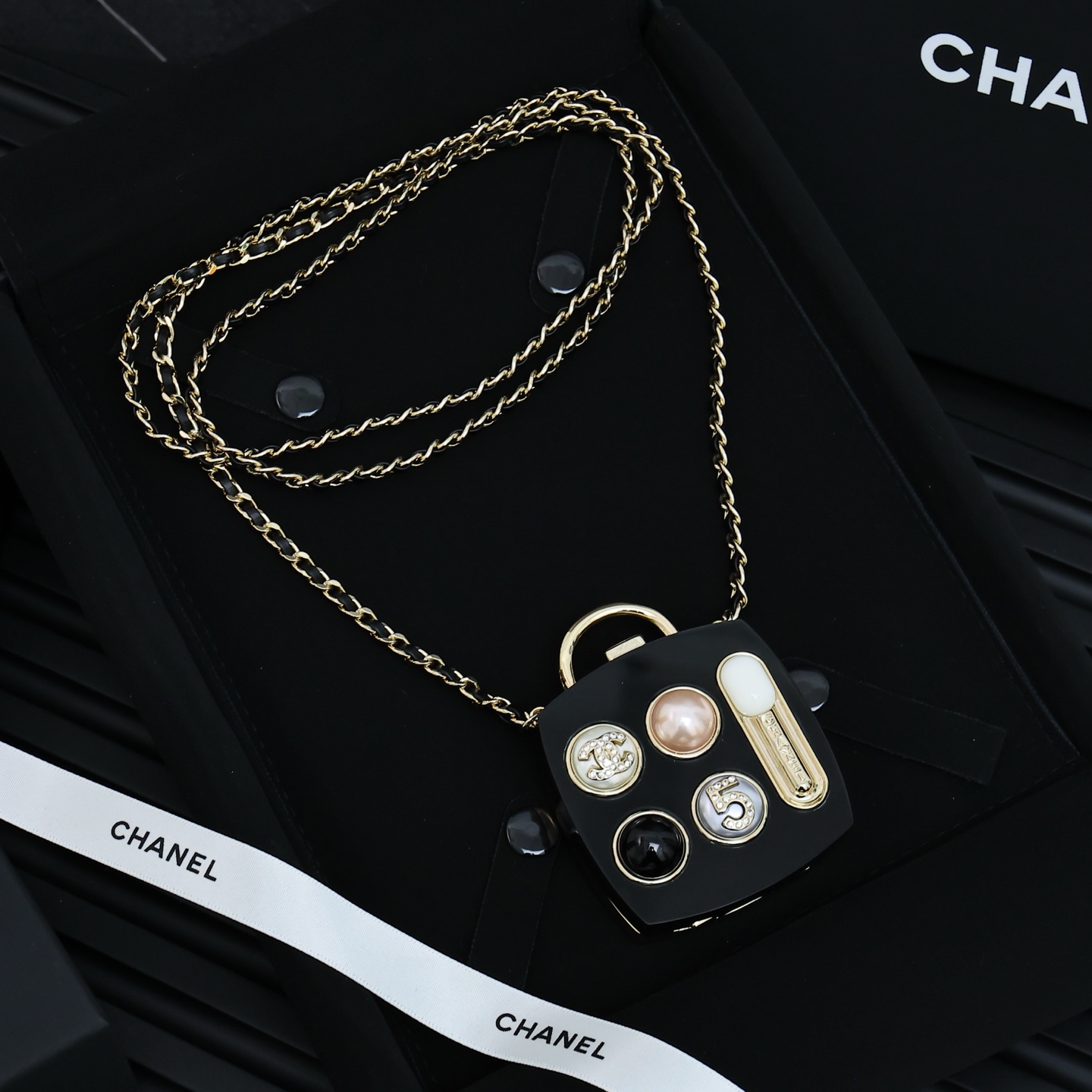 2023 Make Up Bag Locket Pendant Necklace