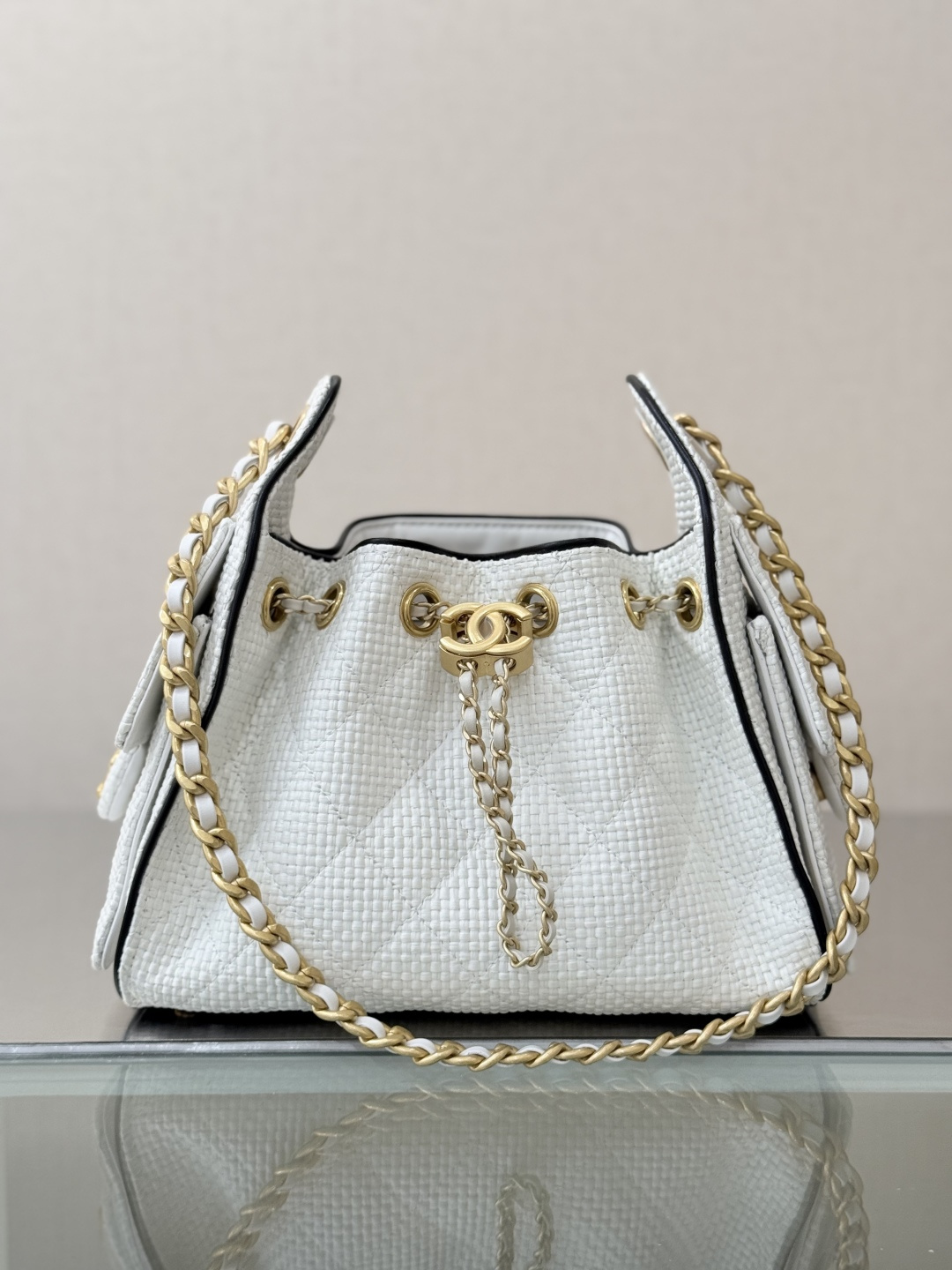 샤 ƆC 넬 26미니백 스웨이드 메탈릭 카프스킨  AS5631 22-20-12.5cm